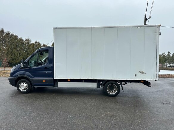 2017 Ford Transit, синий, 2050000 рублей - вид 2