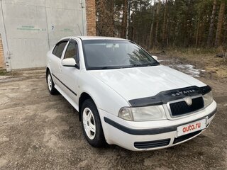 2006 Skoda Octavia I (A4) Рестайлинг, белый, 400000 рублей, вид 3
