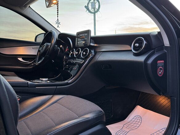 2014 Mercedes-Benz C-Класс 180 IV (W205), чёрный - вид 21