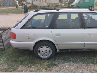 1994 Audi A6 I (C4), серебристый, 350000 рублей, вид 4