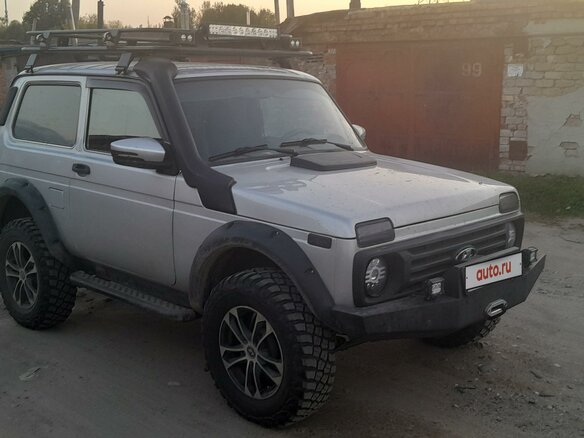 2016 Lada (ВАЗ) 2121 (4x4) I Рестайлинг, серебристый - вид 9