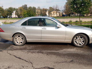 2003 Mercedes-Benz S-Класс 350 IV (W220) Рестайлинг, серебристый, 1100000 рублей, вид 3