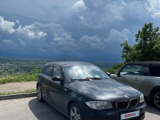 2006 BMW 1 серии 116i I (E81/E82/E87/E88), чёрный, 550000 рублей, вид 1