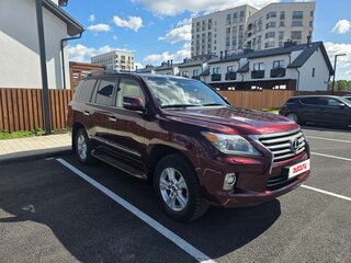 2014 Lexus LX 570 III Рестайлинг, красный, 3989000 рублей, вид 3