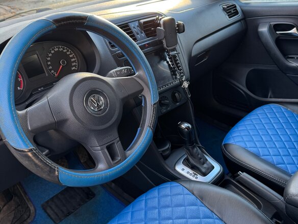 2014 Volkswagen Polo V, чёрный, 880000 рублей - вид 6