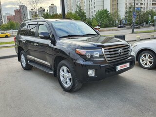 2012 Toyota Land Cruiser 200 Series Рестайлинг 1, чёрный, 3550000 рублей, вид 1