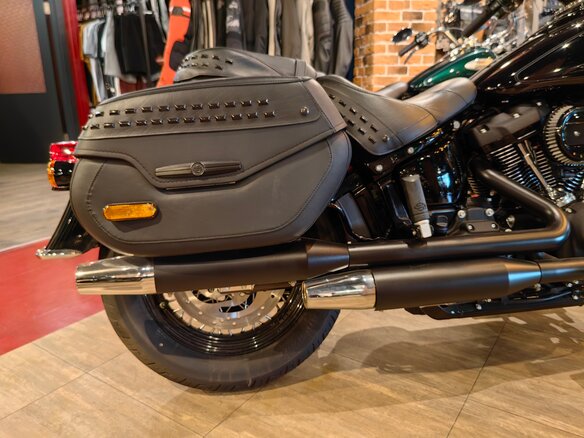 2022 Harley-Davidson Heritage, чёрный, 3500000 рублей - вид 7
