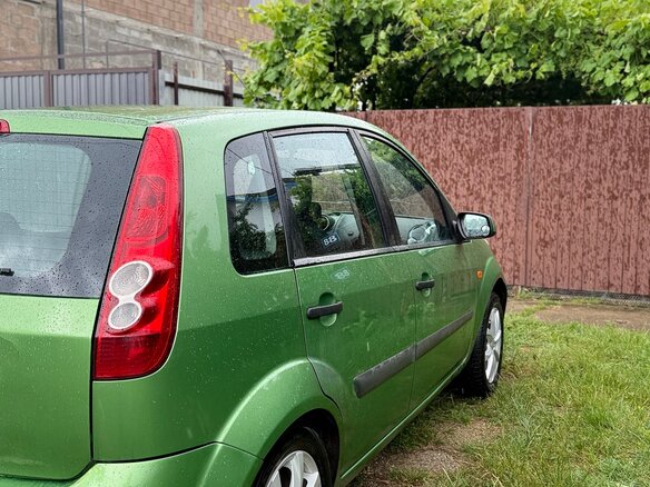2006 Ford Fiesta Mk5, зелёный, 399999 рублей - вид 3