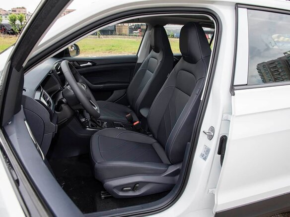 2026 Volkswagen Tharu XR, серый, 2150000 рублей - вид 21