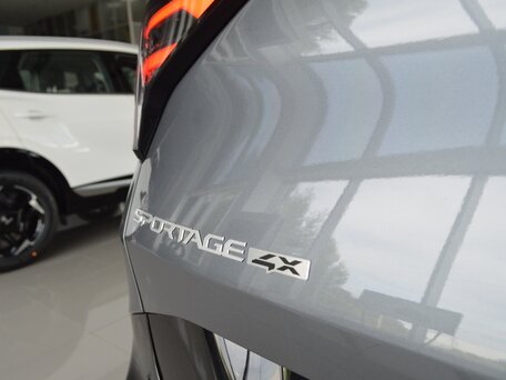 2026 Kia Sportage V Рестайлинг, серый, 5399900 рублей, вид 4