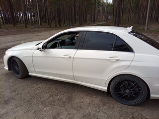 2012 Mercedes-Benz E-Класс 200 7G-Tronic IV (W212, S212, C207), белый, 1600000 рублей, вид 2