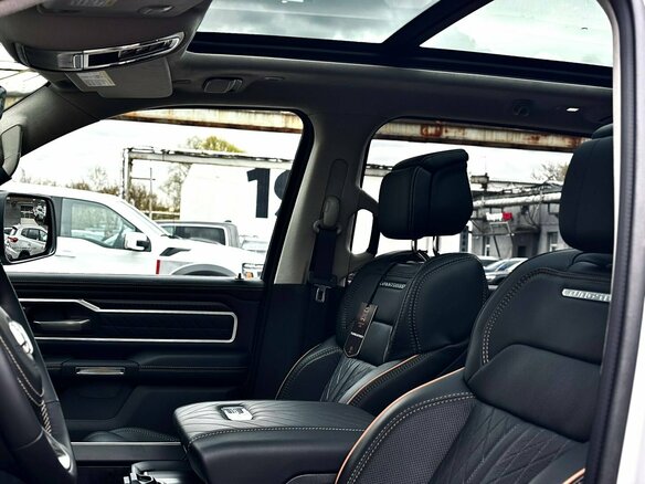 2026 Ram 1500 Crew Cab V Рестайлинг, серый, 9660000 рублей - вид 17