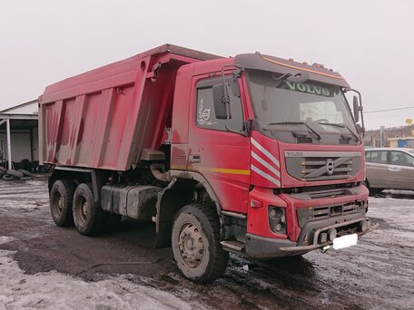 2012 Volvo FM, красный, 2701000 рублей, вид 2