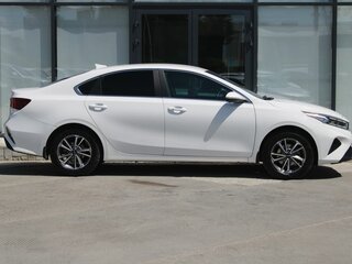 2021 Kia Cerato IV, белый, 1775000 рублей, вид 5
