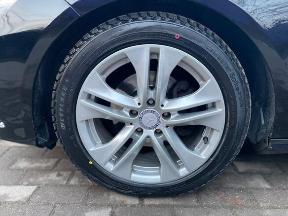 2009 Mercedes-Benz E-Класс 220 5G-Tronic IV (W212, S212, C207), чёрный, 1500000 рублей - вид 10