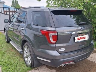 2019 Ford Explorer V Рестайлинг 2, серый, 3500000 рублей, вид 5