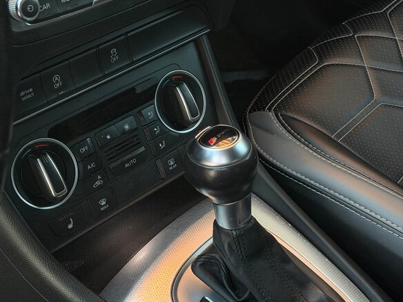 2014 Audi Q3 I (8U) Рестайлинг, серый, 1546000 рублей - вид 9