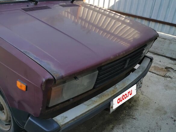 2003 Lada (ВАЗ) 2105, пурпурный, 100000 рублей