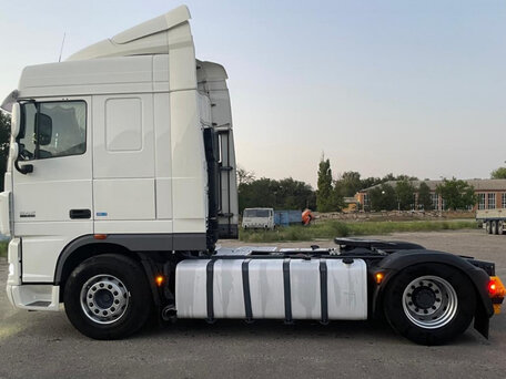 2011 DAF XF 105, белый, 4500000 рублей, вид 4
