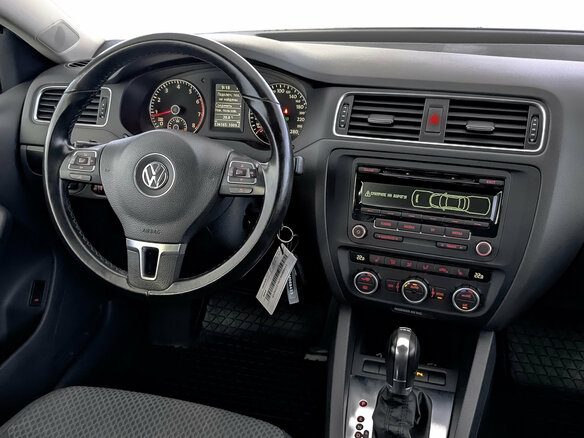 2013 Volkswagen Jetta VI, белый - вид 28