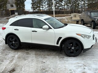 2009 Infiniti FX35 II (S51), белый, 1850000 рублей, вид 3