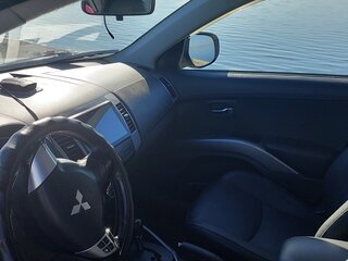2011 Mitsubishi Outlander II Рестайлинг, серебристый, 1100000 рублей, вид 5