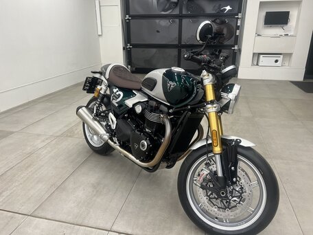 2026 Triumph Speed Twin, зелёный, 2490000 рублей, вид 3
