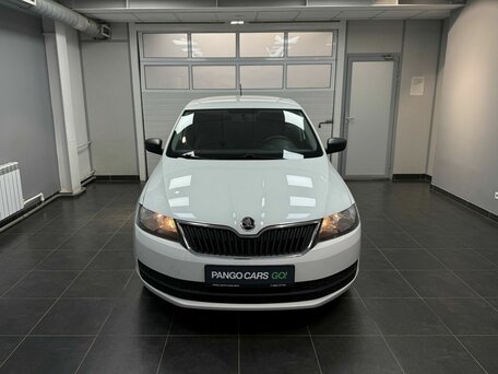 2015 Skoda Rapid I, белый, 945000 рублей, вид 2