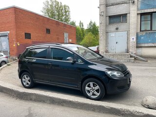2009 Volkswagen Golf Plus II, чёрный, 620000 рублей, вид 4