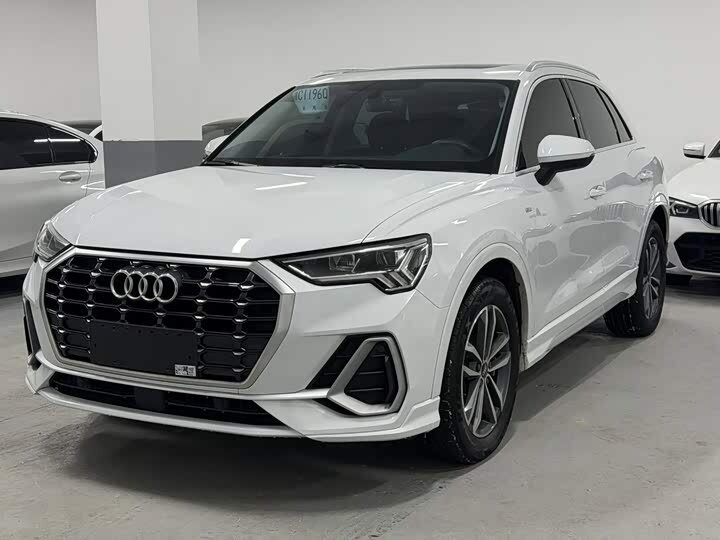 Открыть фотографии: Audi Q3 II (F3)