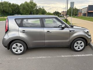 2018 Kia Soul II Рестайлинг, серебристый, 910000 рублей, вид 4