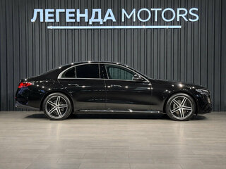 2026 Mercedes-Benz E-Класс 300 VI (W214, S214), чёрный, 10490000 рублей, вид 3
