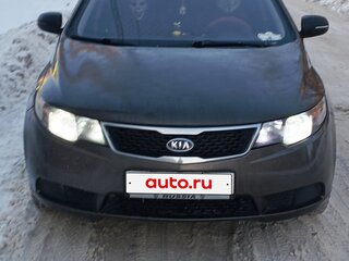 2010 Kia Cerato 6-speed II, коричневый, 660000 рублей, вид 1