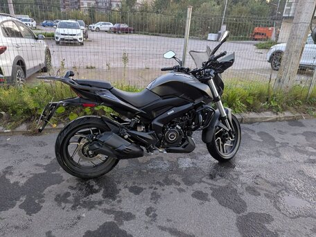2024 Bajaj Dominar 400, чёрный, 400000 рублей, вид 1