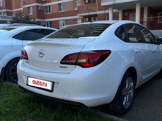 2013 Opel Astra J Рестайлинг, белый, 750000 рублей, вид 4