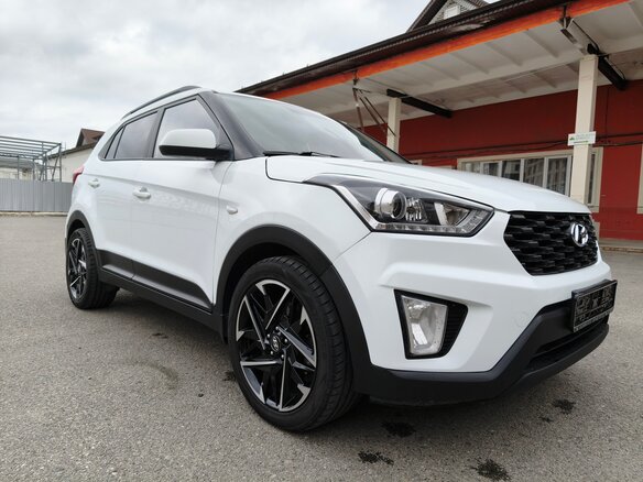 2018 Hyundai Creta I, белый, 1740000 рублей - вид 3