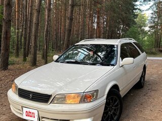 2000 Toyota Mark II Qualis VIII (X100), белый, 560000 рублей, вид 1