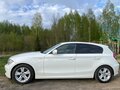 2011 BMW 1 серии 118i I (E81/E82/E87/E88) Рестайлинг, белый, 800000 рублей - вид 1