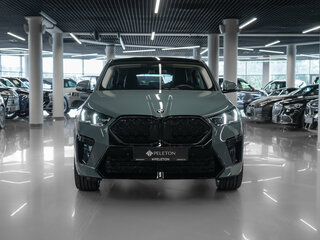 2025 BMW X2 xDrive25i II (U10), серый, 6500000 рублей, вид 3