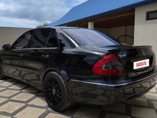 2007 Mercedes-Benz E-Класс 350 III (W211, S211) Рестайлинг, чёрный, 1000000 рублей, вид 4
