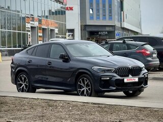 2021 BMW X6 40d III (G06), серый, 8500000 рублей, вид 5