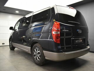 2019 Hyundai H-1 II Рестайлинг 2, синий, 2940000 рублей, вид 4
