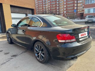 2009 BMW 1 серии 125i I (E81/E82/E87/E88) Рестайлинг, чёрный, 1520000 рублей, вид 4