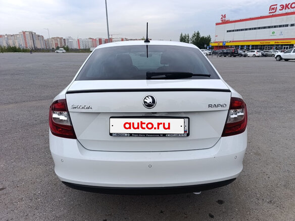 2019 Skoda Rapid I Рестайлинг, белый, 1300000 рублей - вид 8