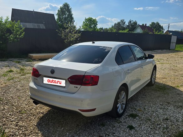 2013 Volkswagen Jetta VI, белый - вид 3