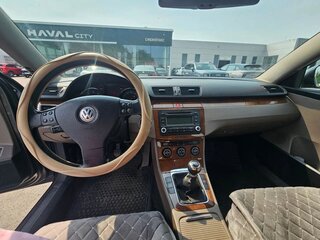 2005 Volkswagen Passat B6, коричневый, 530000 рублей, вид 5
