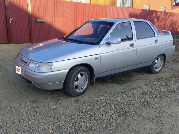 2003 Lada (ВАЗ) 2110, серебристый, 260000 рублей - вид 1