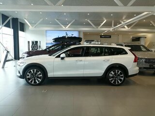 2025 Volvo V60 Cross Country II, белый, 8300000 рублей, вид 5