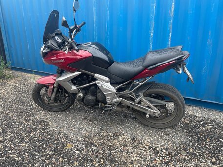 2011 Kawasaki Versys 650, пурпурный, 400000 рублей, вид 4