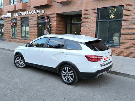 2018 Lada (ВАЗ) Vesta SW Cross I, белый, 870000 рублей, вид 4